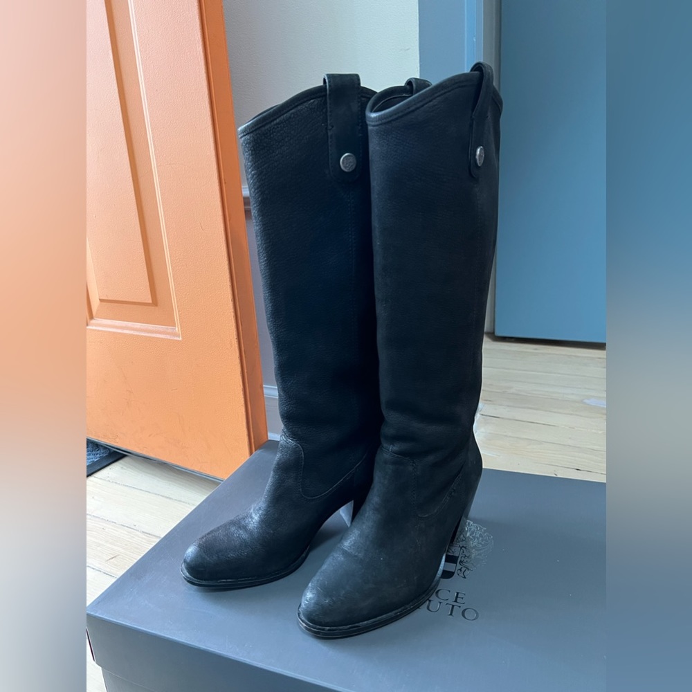 Vince Camuto Women Boots (size 6.5)